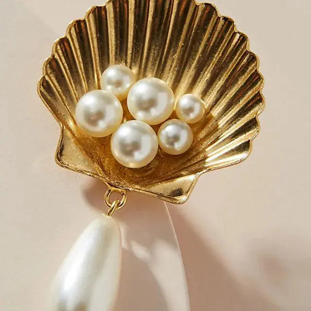 Gold Scallop Shell Pearl Drop Earrings eprolo