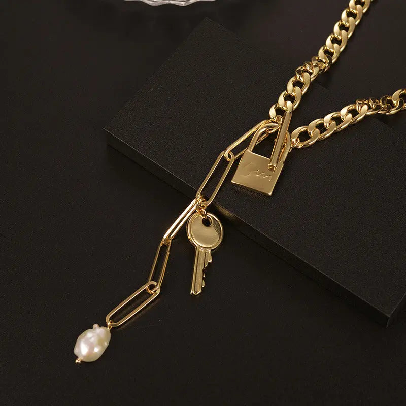 Baroque Pearl Toggle Lariat Necklace - Lock & Key Pendant (Gold-Tone) eprolo