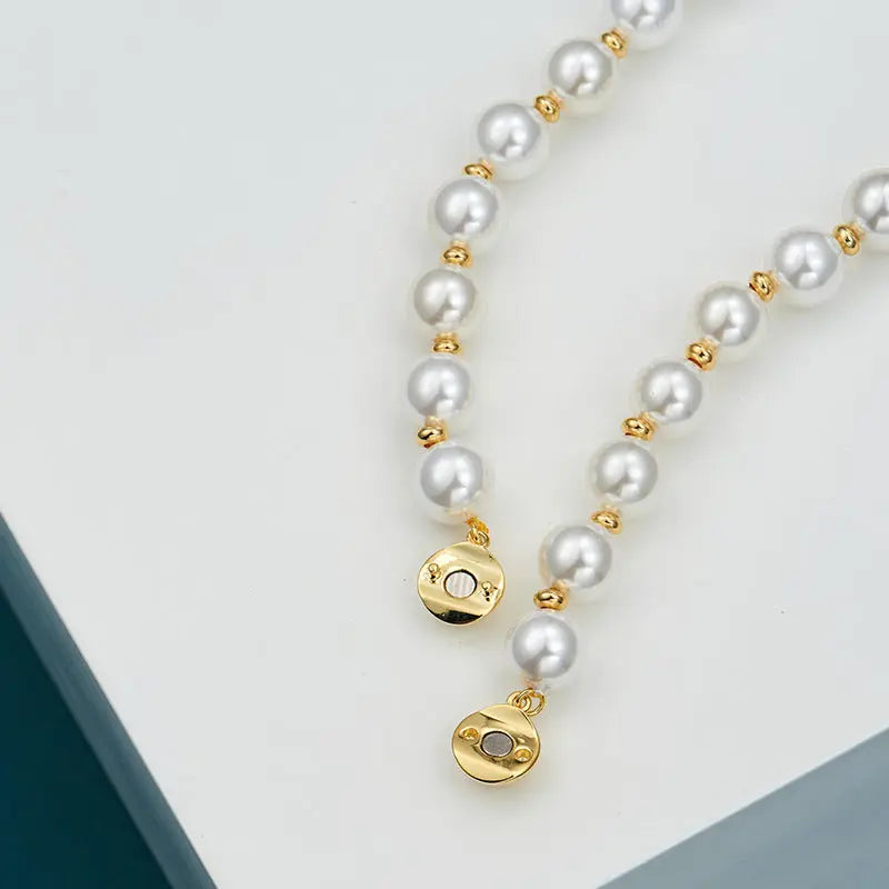Vintage Pearl Charm Necklace - Retro Floral Choker with Multicolored Charms eprolo