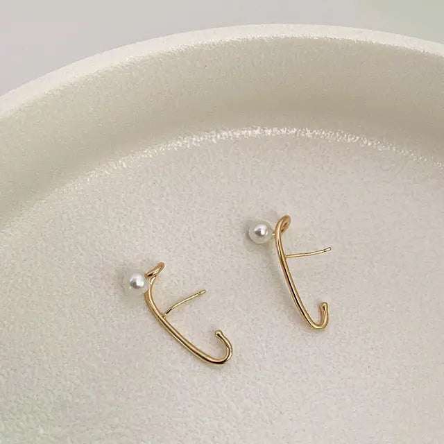 Sculpted Pearl Stud Earrings & Ear Cuffs | Minimalist Gold Geometric Jewelry eprolo