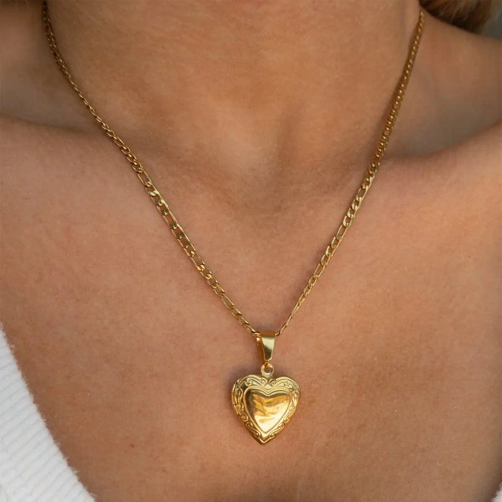 Natural Pearl Necklace Stainless Steel Layered Chain Heart,  Shell Pendant Pretty in Pearls