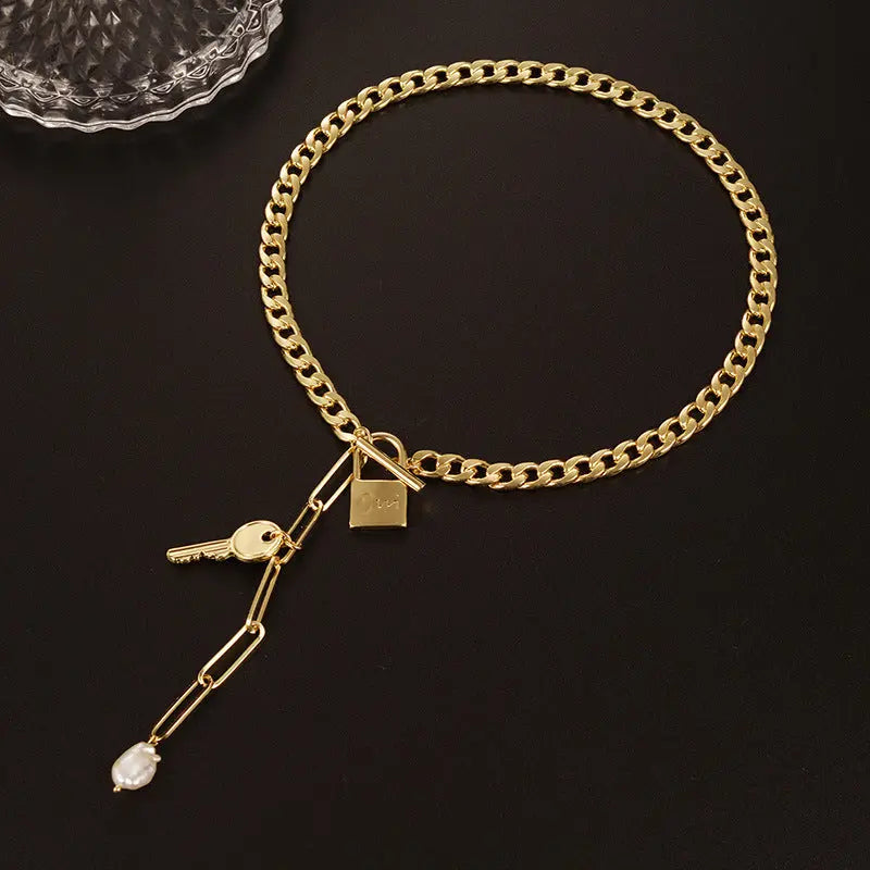 Baroque Pearl Toggle Lariat Necklace - Lock & Key Pendant (Gold-Tone) eprolo