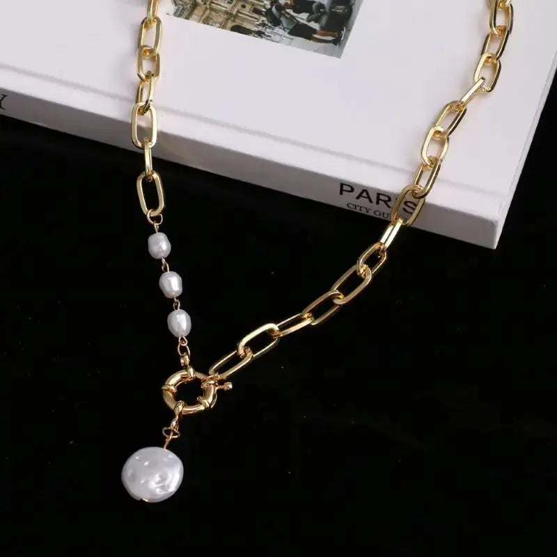 Baroque Pearl Pendant Necklace Pretty in Pearls